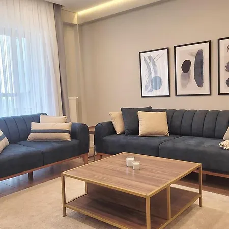 Relax Unwind Inviting 2br Apt, Cozy Interiors Stambuł